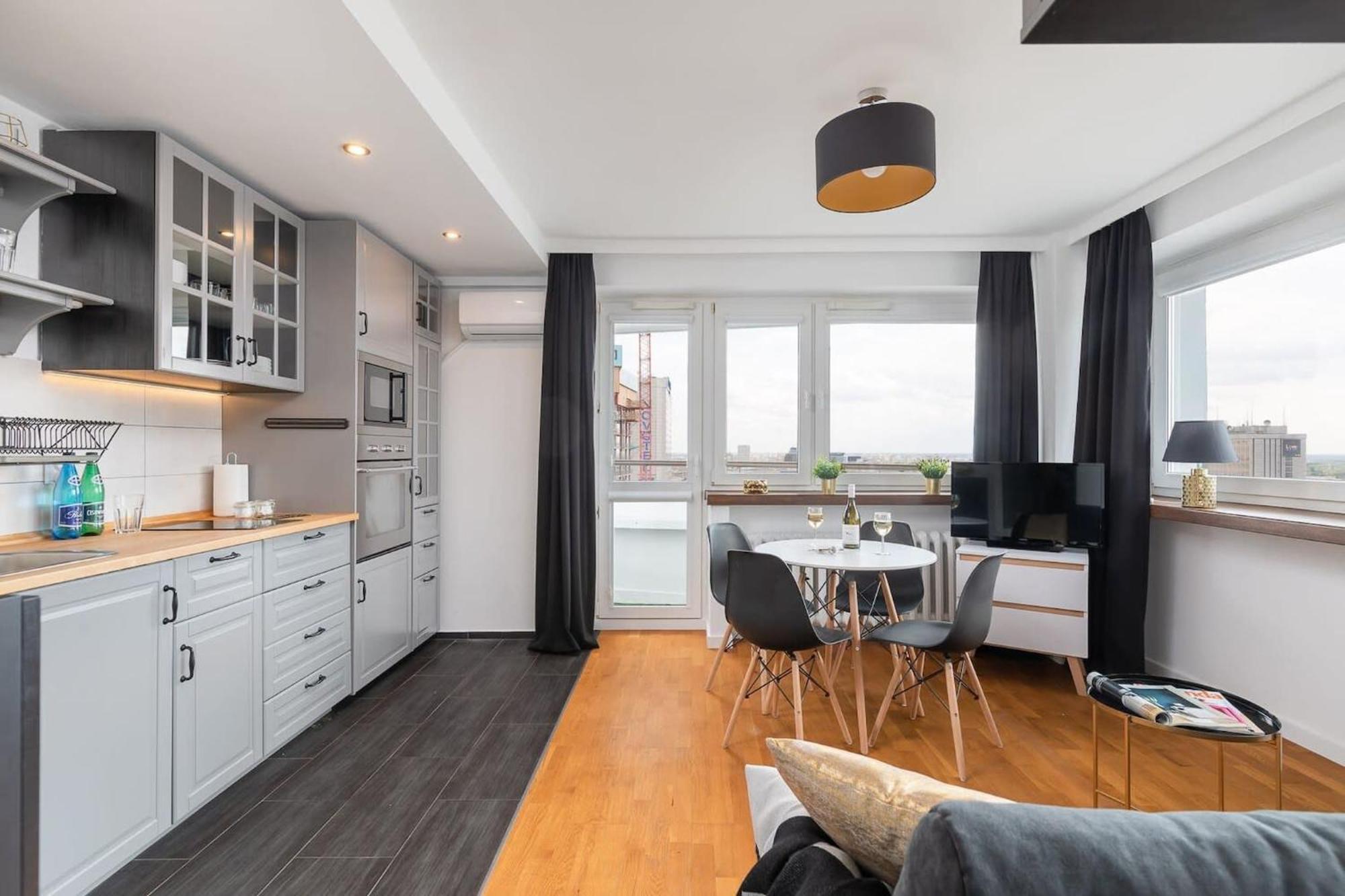 Chmielna 35 - City View Apartment By Noclegi Renters วอร์ซอ ภายนอก รูปภาพ